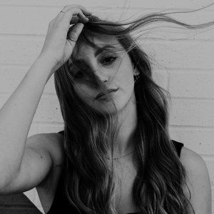 Meet your Posher, Sienna